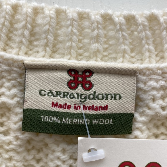 Carriagdonn Aran 100% Merino Wool Cardigan in size L (NWT) - Picture 3 of 6